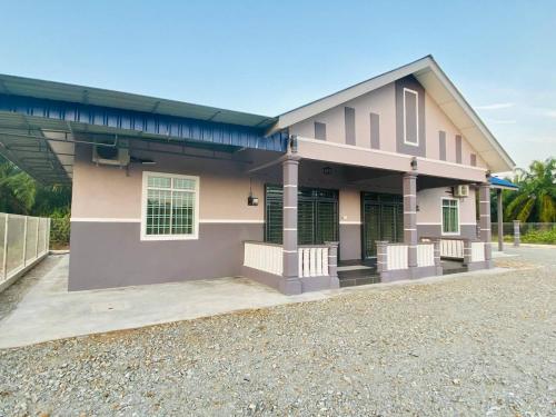 Homestay Hj Esmon Parit Raja 4 UTHM Homestay Hj Esmon Parit Raja 4 UTHM