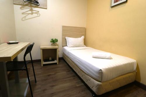 Standard Single Room image 1