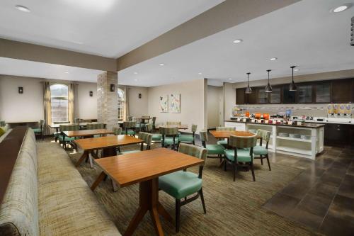 Homewood Suites by Hilton Providence-Warwick - image 6