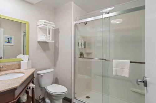 King Room with King Bed - Non-Smoking