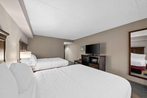2 double beds