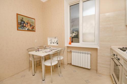 Molnar Apartments Kupaly 11