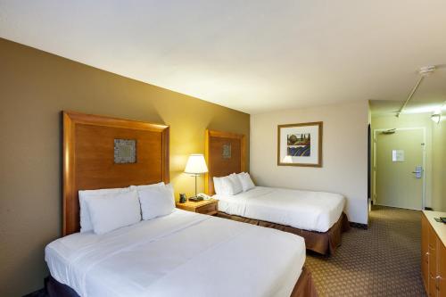 Удобства, Capital O Duncanville Tx in Данканвилл