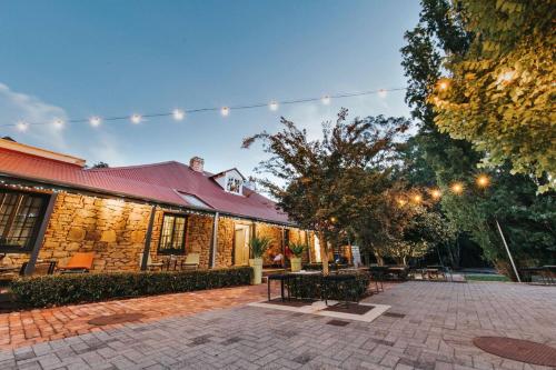 Mahogany Inn and Distillery - Northam Mahogany Inn and Distillery - Northam