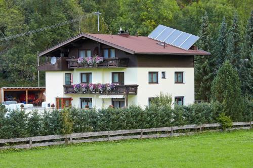 Exterior view, Appartements Romantica in Burgstein