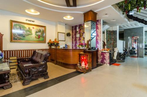Hưng Phát Hotel Tân Phú - 로비