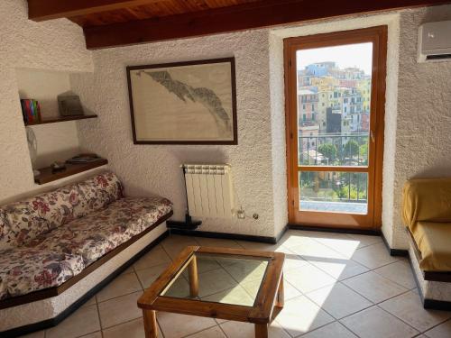 Appartamento Isola - In the center with Terrace - sea view & AC