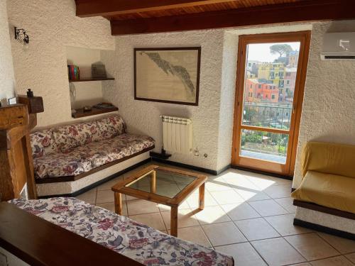 Appartamento Isola - In the center with Terrace - sea view & AC