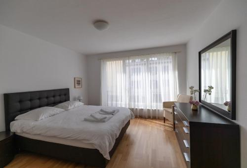 Charming 1BR apartment in the old town - UZ4, Цюрих (фото 2)