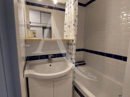 54 M², DOUBLE TERRASSE, ASCENSEUR, PARKING, Sète (fotografie 3)
