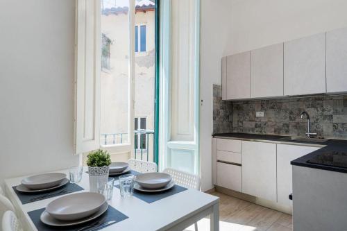 UNYCA - Florence Modern 4-bedroom Apartment