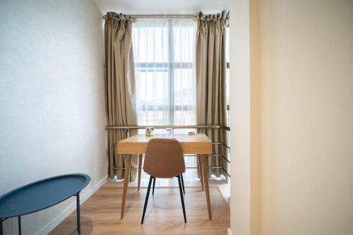 Deluxe Double or Twin Room image 4