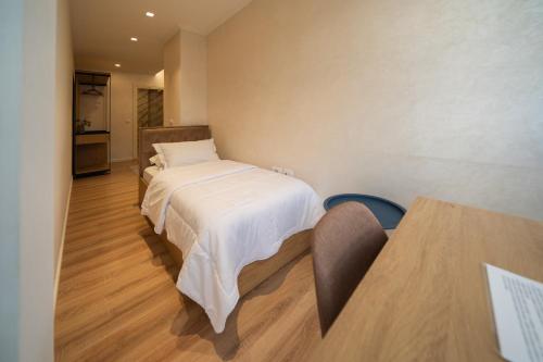 Deluxe Triple Room room in MERKO HOTEL