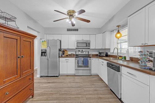 Waterfront Retreat with Canal Access home in Inverness (Florida)