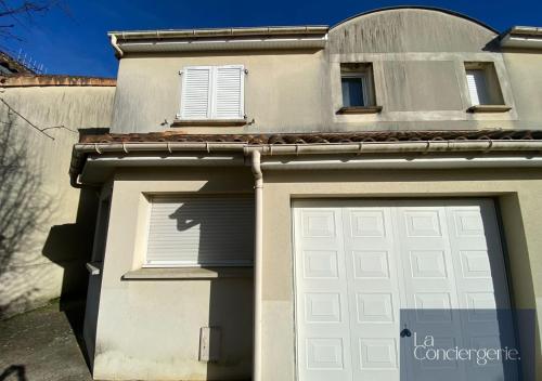 外部景觀, La Maison Foucault -Jardin Poitiers Chu Futuroscope in 博略