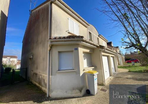 外部景觀, La Maison Foucault -Jardin Poitiers Chu Futuroscope in 博略