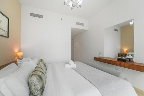 Amazing 2BR Home Burj Khalifa View Steps Walk to DubaiMall, Dubaj (fotografie 10)