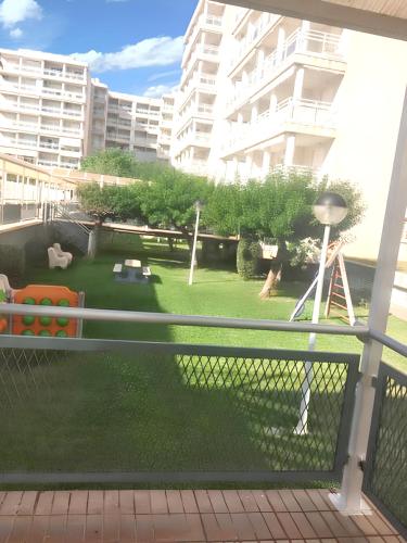 Apartment with 2 bedrooms in Canet de Berenguer with shared pool furnished terrace and WiFi 150 m from the beach - image 4