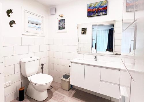 NEW Serene Modern Oasis