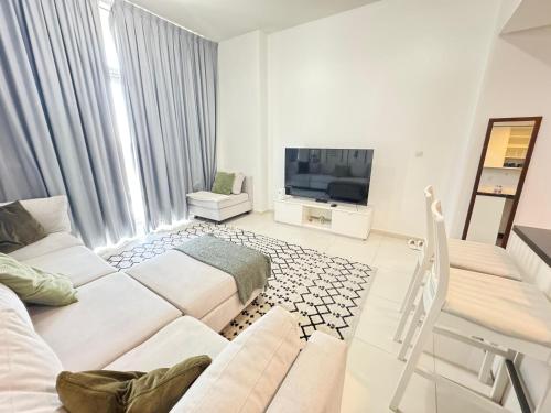 Dubai damac hills luxurious appartment, Dubaj (fotografie 2)