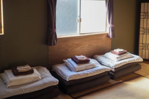 Triple Room image 3