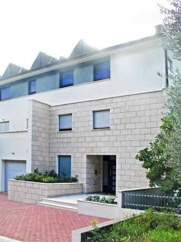  Apartments Villa Ceres in Klek