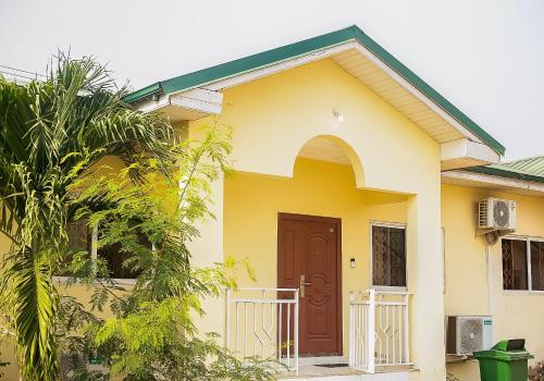 Greenfield’s Apartment in Aburi