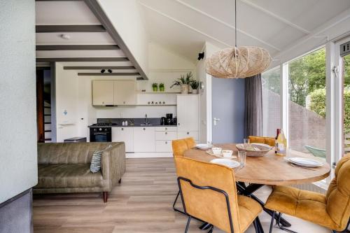 Grasmus I Kalme Woning met Openhaard en Tuin Grasmus I Kalme Woning met Openhaard en Tuin