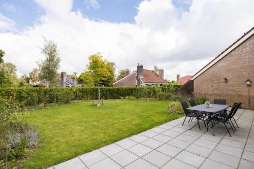 Grasmus I Kalme Woning met Openhaard en Tuin Grasmus I Kalme Woning met Openhaard en Tuin