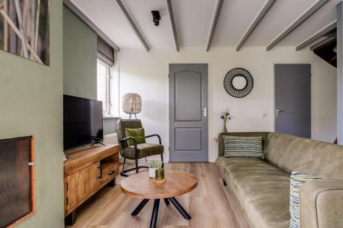 Grasmus I Kalme Woning met Openhaard en Tuin Grasmus I Kalme Woning met Openhaard en Tuin