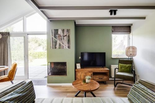 Grasmus I Kalme Woning met Openhaard en Tuin Grasmus I Kalme Woning met Openhaard en Tuin