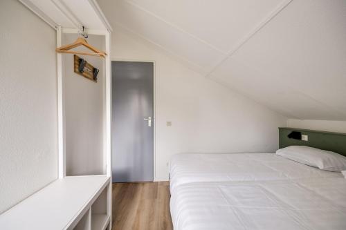 Grasmus I Kalme Woning met Openhaard en Tuin Grasmus I Kalme Woning met Openhaard en Tuin