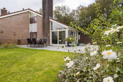 Grasmus I Kalme Woning met Openhaard en Tuin Grasmus I Kalme Woning met Openhaard en Tuin