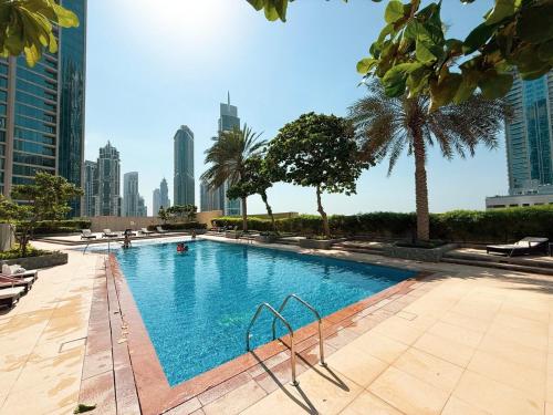 Beautiful 2 BR Apartment next to Opera I Burj View, Dubaj (zdjęcie 5)