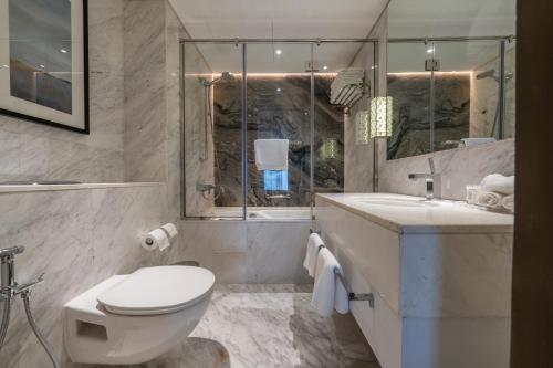 Kempinski Central Avenue Residence 1BR- Direct access to Dubai Mall, Dubaj (zdjęcie 6)