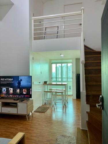 Loft in Boni - Work friendly - Cityview - up to 8pax, Manila