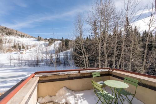Telemark B by AvantStay Ski In Ski Out at the Heart of Mountain Village in Telluride, USA