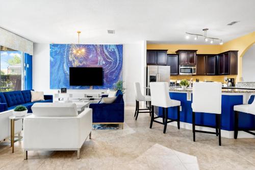 Luxury Private Villa with Pool on Solterra Resort Orlando Villa 5334 - image 4