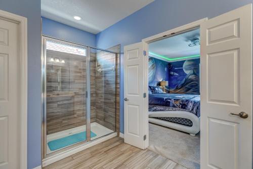 Fourteen-Bedroom Villa image 2