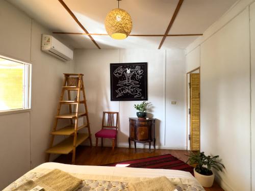 Houseboat65 - Historic home on the Nile - Central Cairo