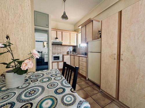 Cozy Apartments Mc Queen - image 9