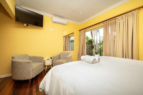Africa Beach B&B Room Type - Luxury Family Room