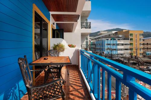 room detail thumbnail 1