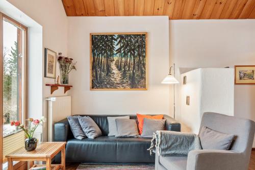 Superior One-Bedroom Apartment