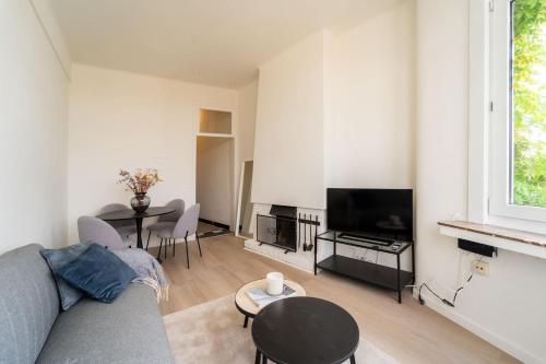 Charming Apartment for 3 in the Heart of Antwerp, Amberes (foto 9)