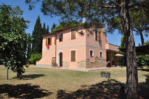 4 bedrooms, 6 beds