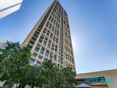 Sleek 1BR w Canal Views Next to Dubai Mall, Dubaj (zdjęcie 7)