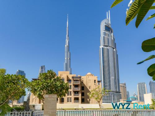 Sleek 1BR w Canal Views Next to Dubai Mall, Dubaj (zdjęcie 8)