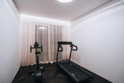 Lynett Suites Lynett Suites