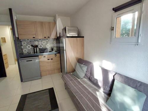 One-Bedroom Apartment - Non-Smoking image 10